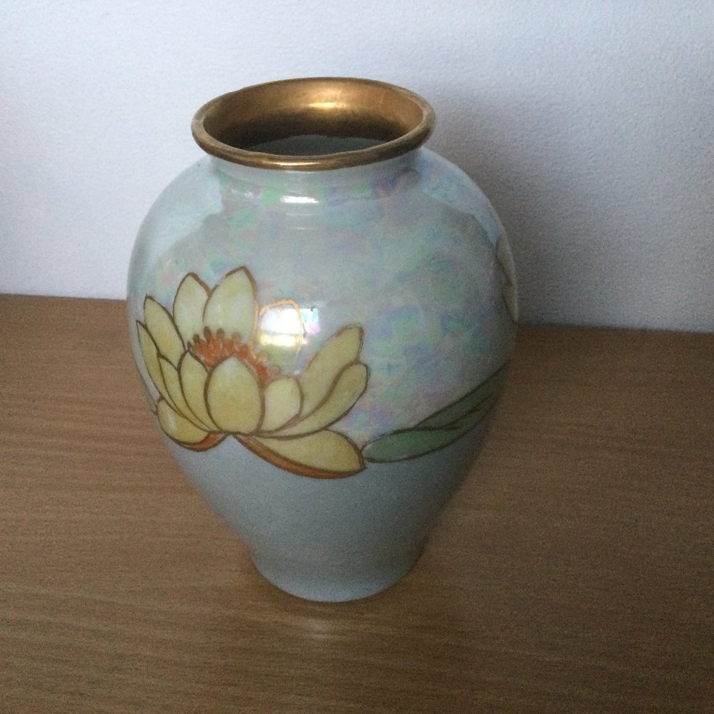 Small ceramic vase light blue w yellow lotus flower luster ware gold rim 5" tall